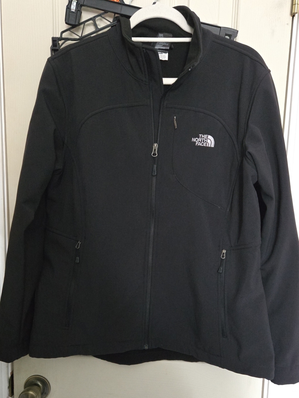 The North Face Women's Black Softshell Utility Jacket XL